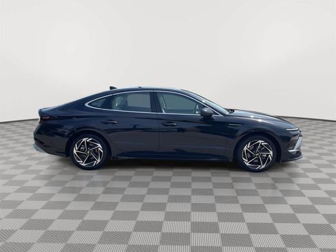 Used 2026 Hyundai Sonata SEL FWD image 4
