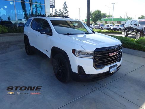 Certified 2023 GMC Acadia SLE w/ Driver Convenience Package FWD image 1