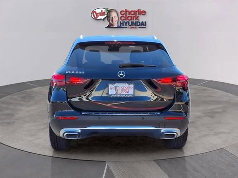 Used 2025 Mercedes-Benz GLA 250 image 4