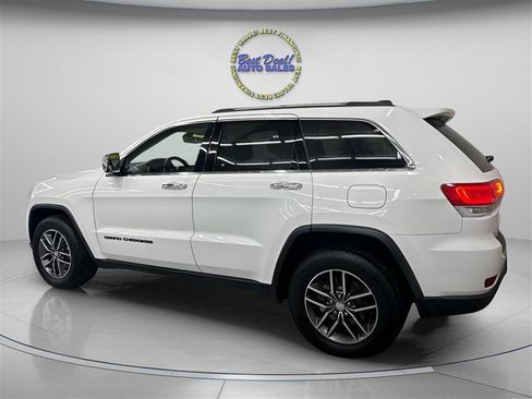 Used 2017 Jeep Grand Cherokee Limited w/ Trailer Tow Group IV AWD/4WD image 3