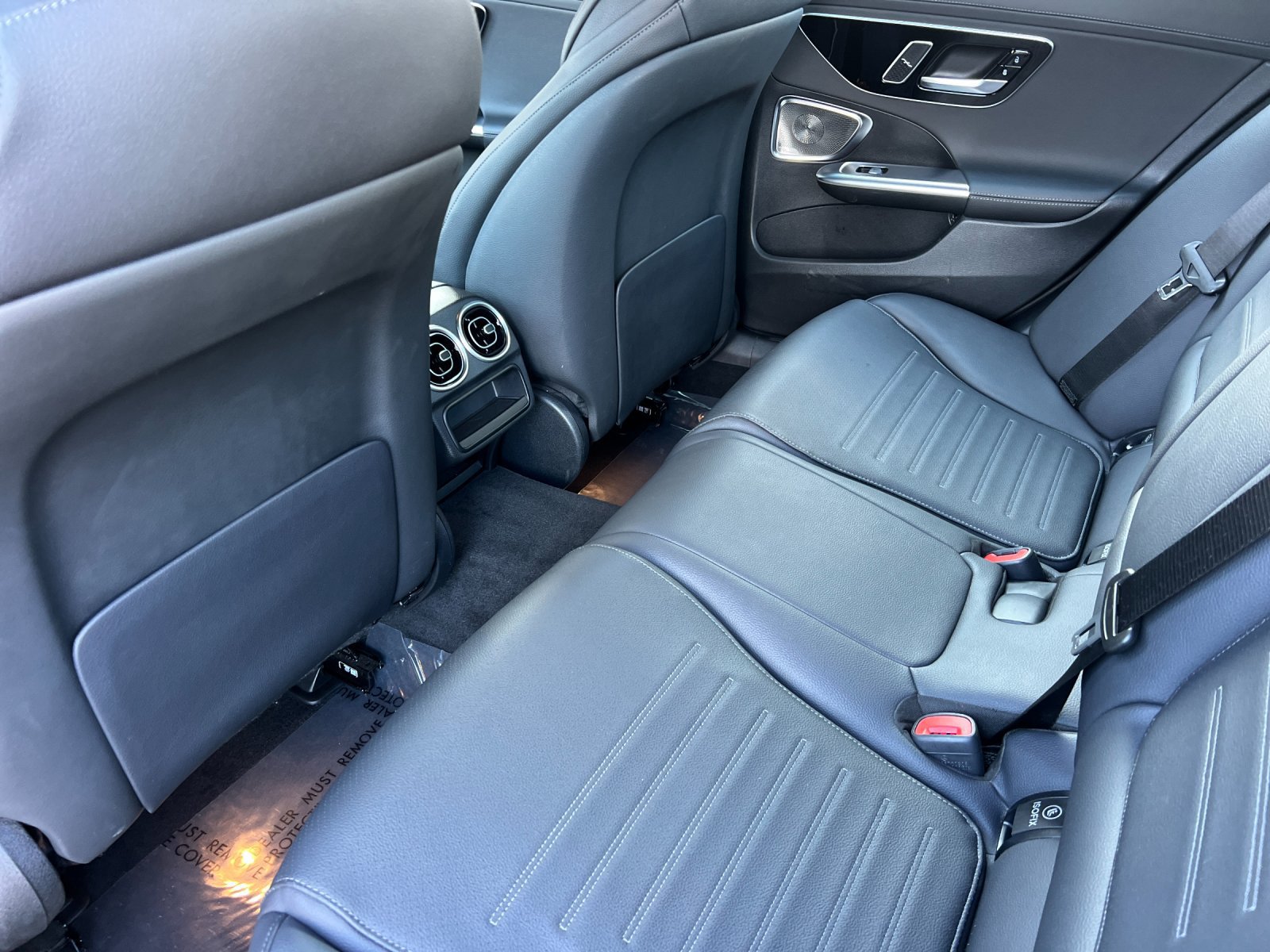 Used 2025 Mercedes-Benz C 300 4MATIC Sedan image 11