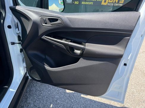 Used 2017 Ford Transit Connect XL FWD image 29