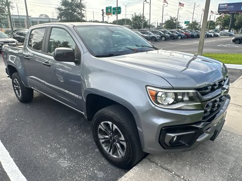 Used 2021 Chevrolet Colorado Z71 AWD/4WD image 9