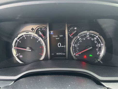 Used 2024 Toyota 4Runner Limited AWD/4WD image 16