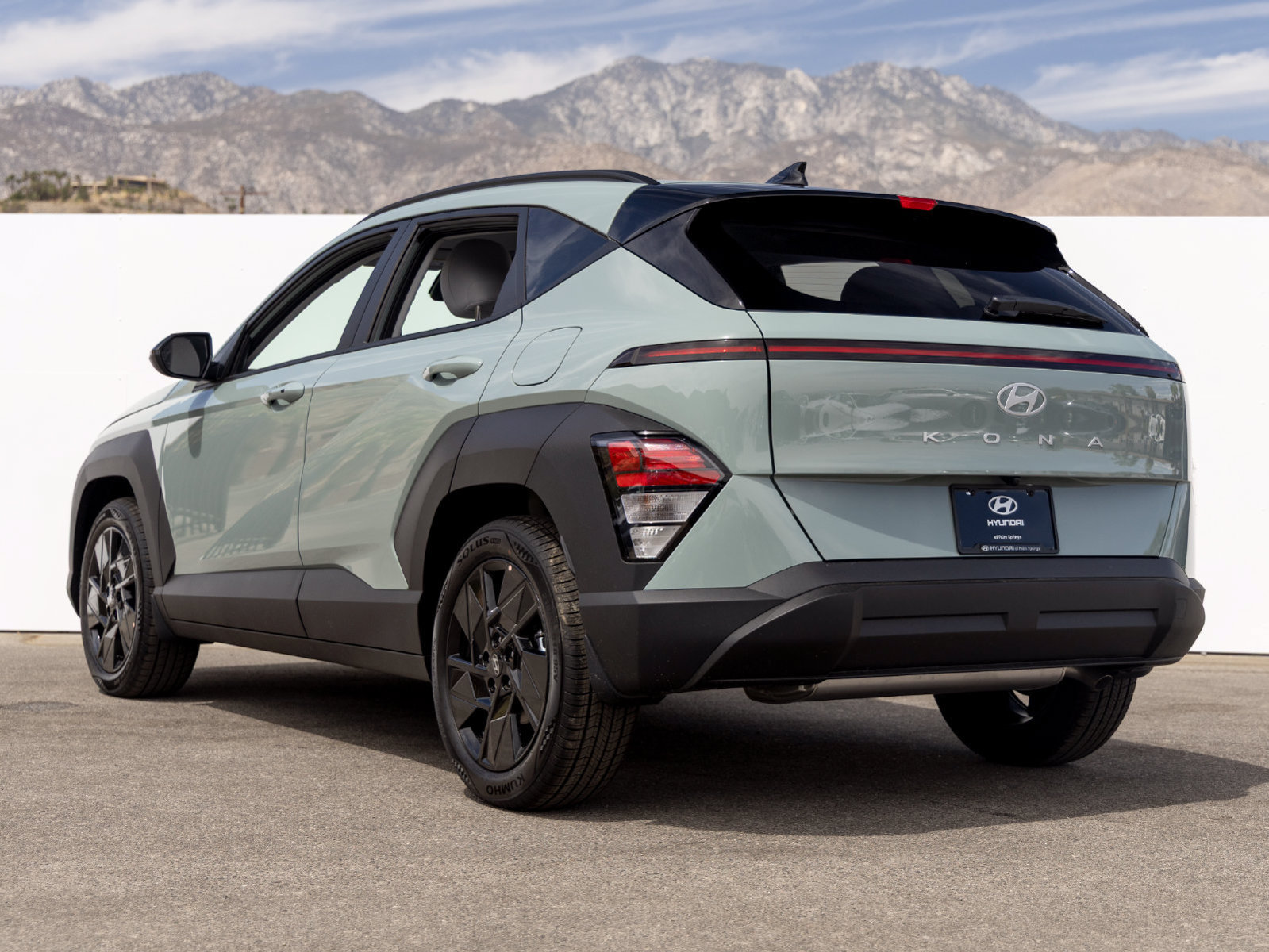 New 2027 Hyundai Kona SEL Sport FWD image 4
