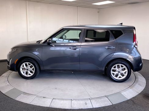 Certified 2023 Kia Soul LX w/ Option Group 015 image 2