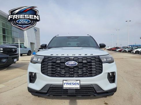 New 2026 Ford Explorer ST-Line w/ ST-Line Street Pack image 2