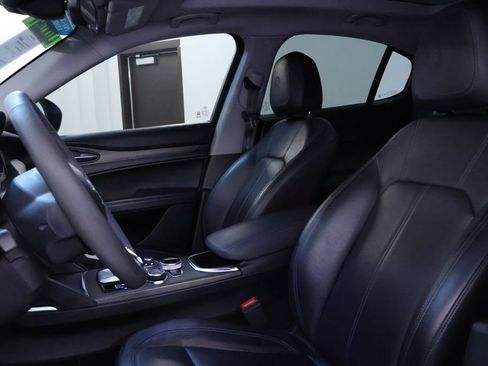 Used 2021 Alfa Romeo Stelvio Ti image 15