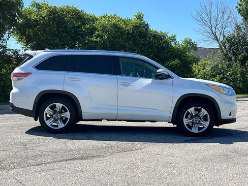 Used 2016 Toyota Highlander Limited AWD/4WD image 8