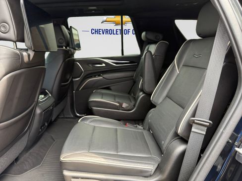 Used 2021 Cadillac Escalade Sport w/ Driver Assist Tech Package AWD/4WD image 16