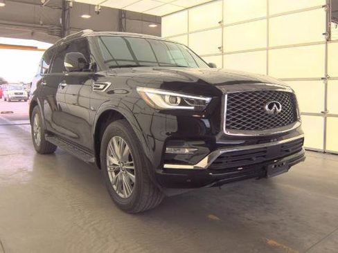 Used 2019 INFINITI QX80 Luxe w/ Proassist Package AWD/4WD image 3