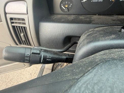 Used 2003 Jeep Grand Cherokee Laredo image 11