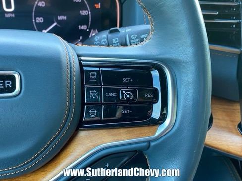 Used 2023 Jeep Grand Wagoneer Series II w/ Flexible Seating Group AWD/4WD image 22