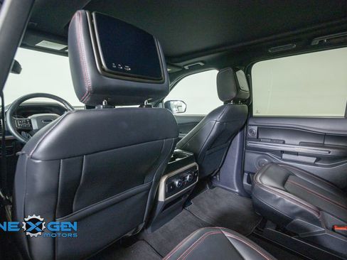 Used 2024 Ford Expedition Limited AWD/4WD image 28