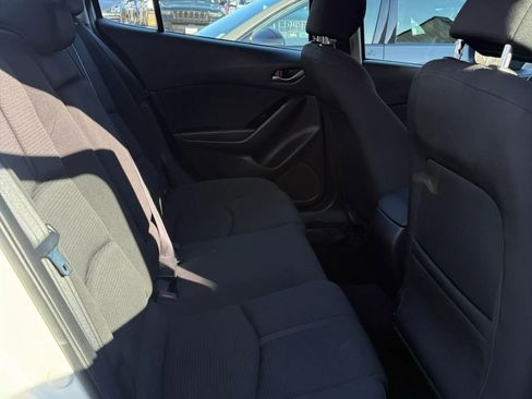 Used 2018 MAZDA MAZDA3 Sport w/ Preferred Equipment Package image 14
