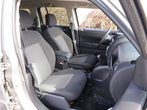 Used 2016 Jeep Patriot Sport w/ Power Value Group image 22