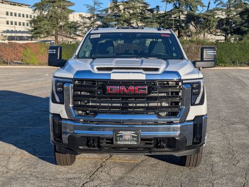 New 2026 GMC Sierra 3500 Pro w/ Convenience Package image 2