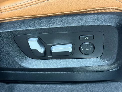 Used 2022 BMW X5 xDrive40i w/ M Sport Package AWD/4WD image 50