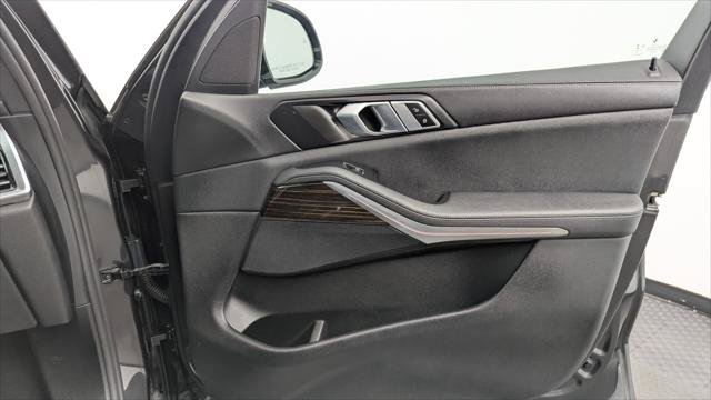 Used 2020 BMW X5 sDrive40i w/ Convenience Package RWD image 22