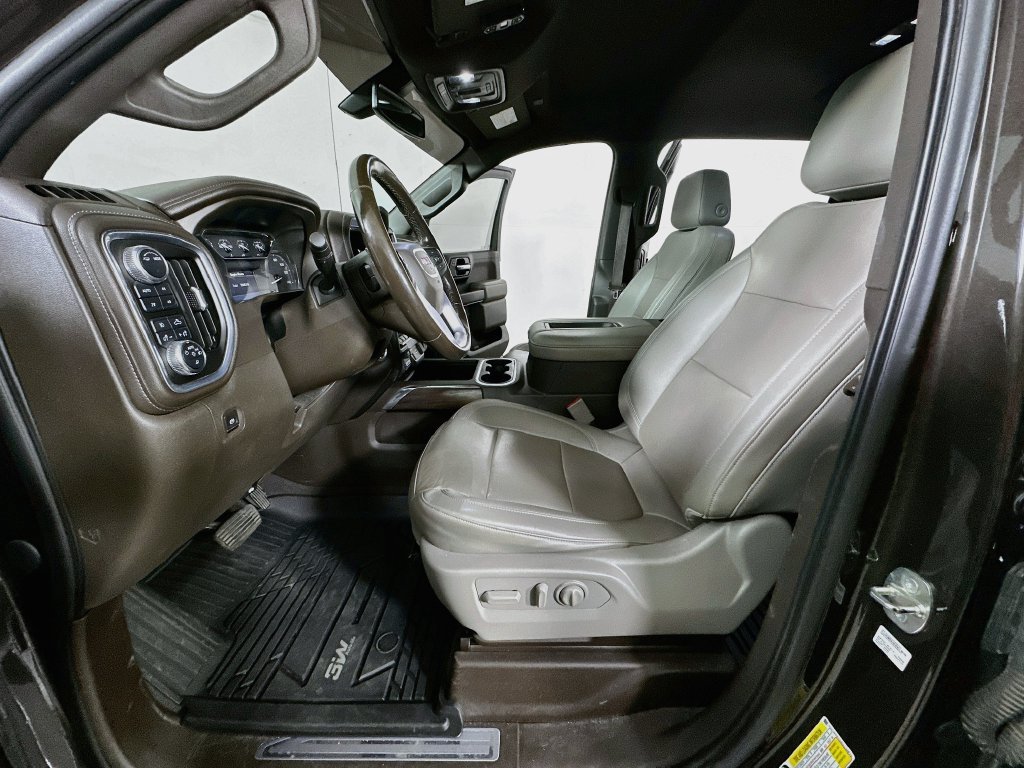 Used 2021 GMC Sierra 1500 SLT AWD/4WD image 17