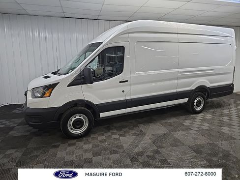 Used 2025 Ford Transit 250 148 High Roof Extended w/ Load Area Protection Package RWD image 7