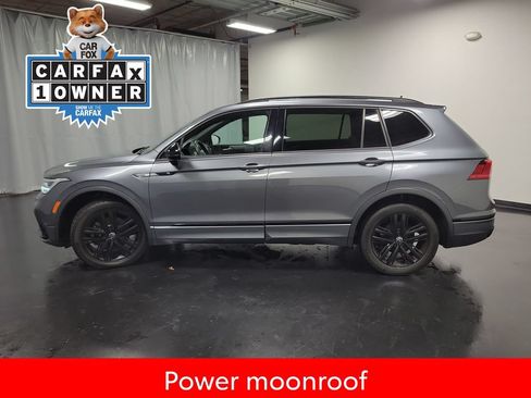 Used 2022 Volkswagen Tiguan SE R-Line FWD image 5