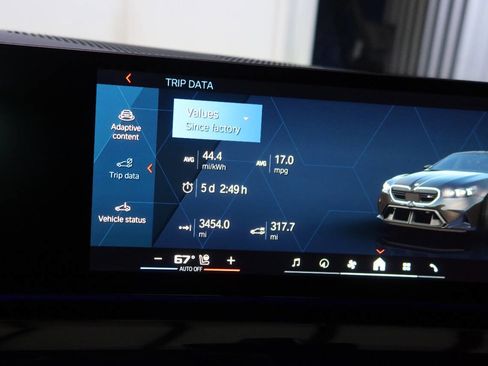 Used 2025 BMW M5 w/ Carbon Package image 21