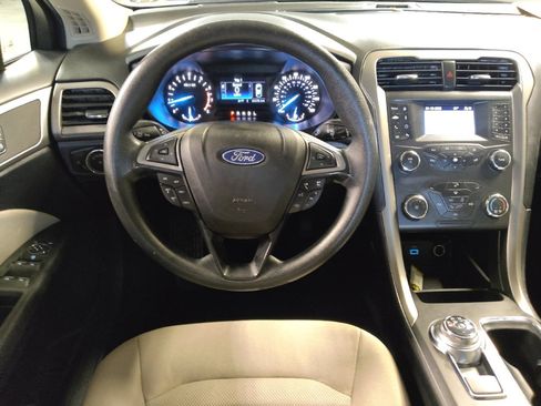 Used 2020 Ford Fusion S image 22