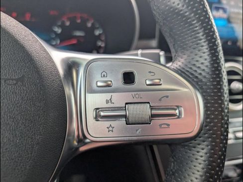 Used 2021 Mercedes-Benz GLC 300 image 14