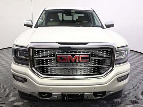 Used 2017 GMC Sierra 1500 Denali w/ Denali Ultimate Package AWD/4WD image 10