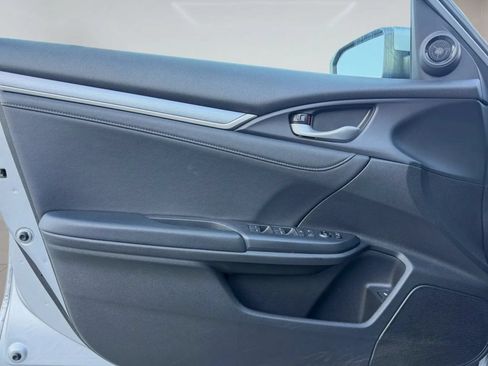 Used 2017 Honda Civic EX-L image 7