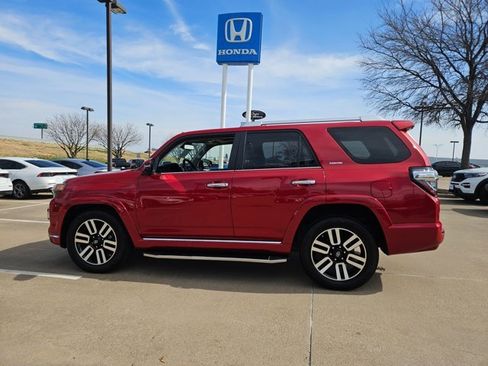 Used 2020 Toyota 4Runner Limited image 8
