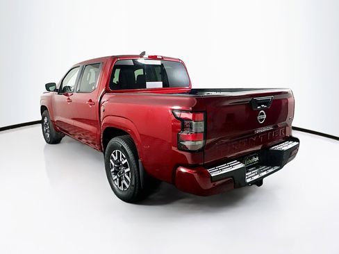 Used 2024 Nissan Frontier SL w/ Technology Package image 5