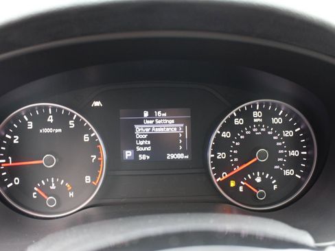 Certified 2022 Kia Sportage EX w/ EX Technology Package image 17