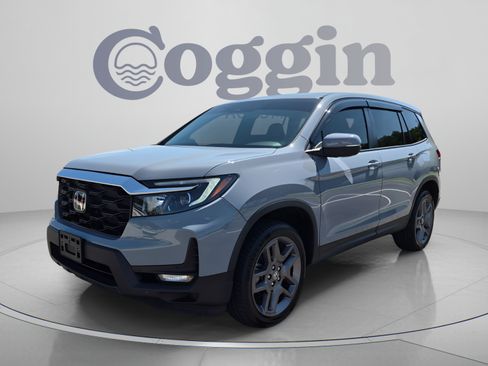Used 2023 Honda Passport EX-L image 2