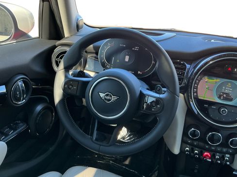 Used 2024 MINI Cooper S image 10