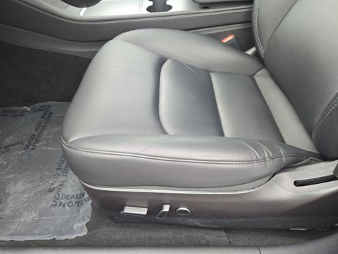 Used 2022 Tesla Model 3 RWD image 17
