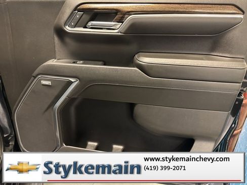 Used 2022 GMC Sierra 1500 Elevation w/ Elevation Premium Package image 32