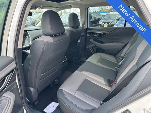 Certified 2025 Subaru Outback Onyx Edition image 11