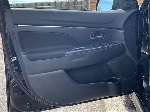 Used 2023 Mitsubishi Outlander Sport ES image 22