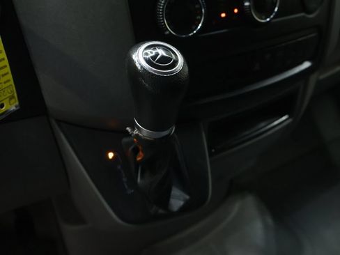 Used 2018 Mercedes-Benz Sprinter 2500 image 20