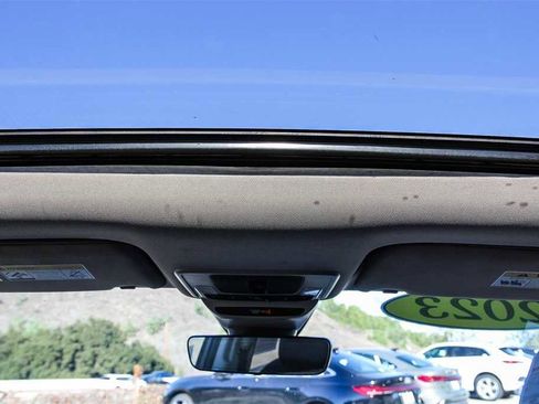 Used 2023 Honda HR-V EX-L image 12