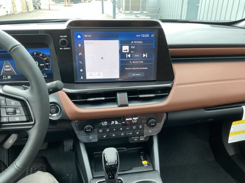 New 2026 Subaru Outback Touring XT AWD/4WD image 17