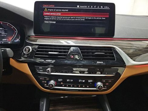 Used 2022 BMW 530i xDrive w/ Convenience Package image 15