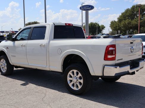 Used 2022 RAM 2500 Laramie AWD/4WD image 12