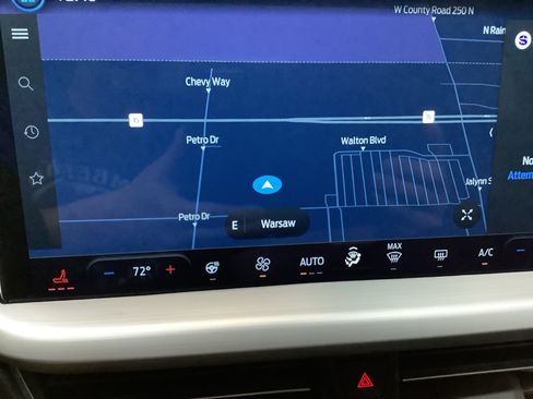 Used 2025 Ford Escape Platinum AWD/4WD image 18