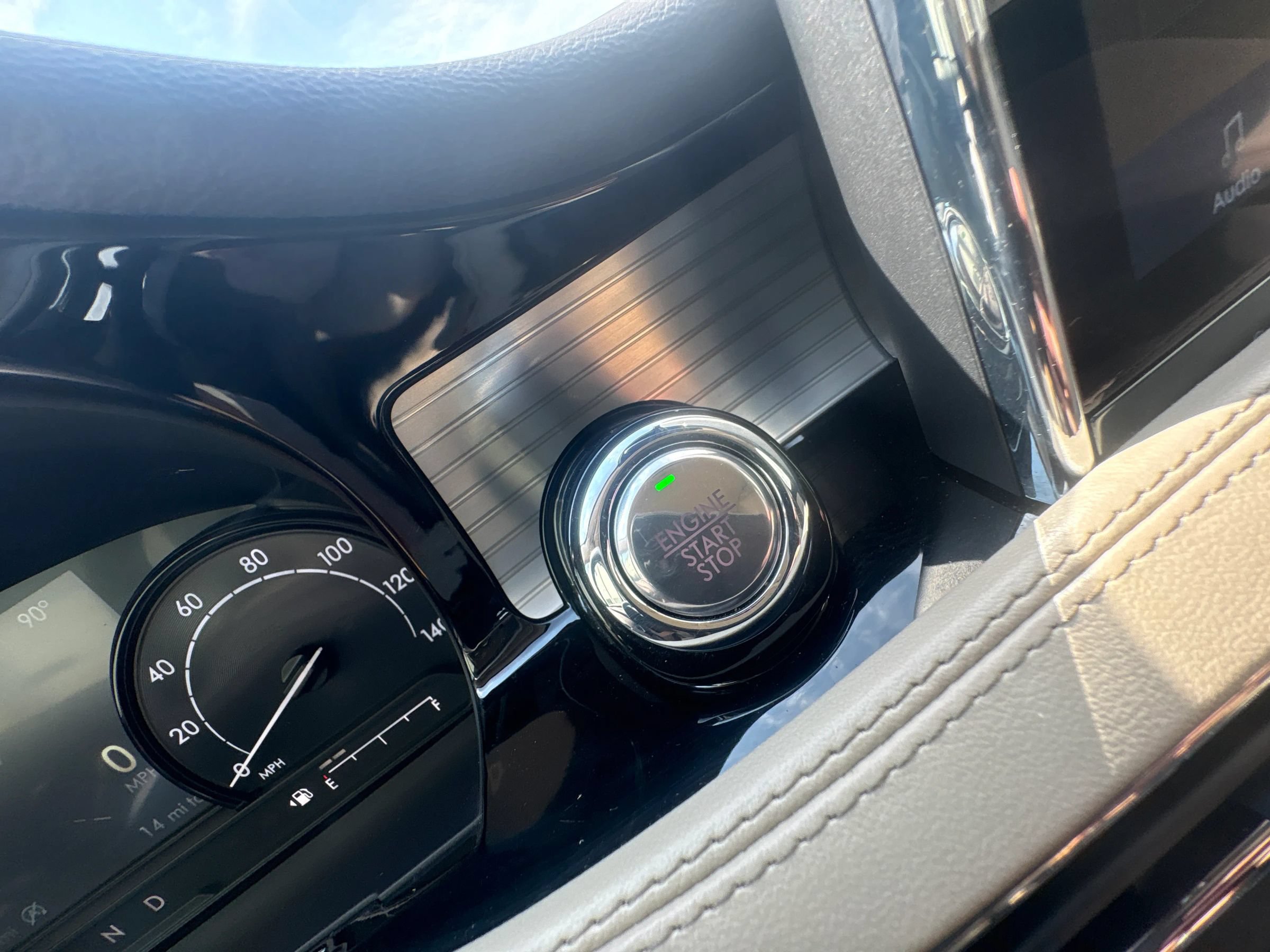 Used 2020 Lincoln Corsair FWD image 16