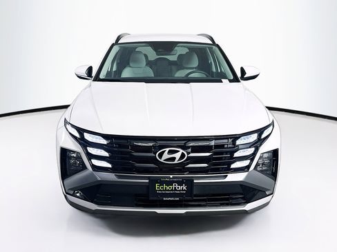 Used 2025 Hyundai Tucson SEL image 2