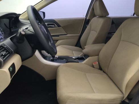 Used 2015 Honda Accord LX image 17