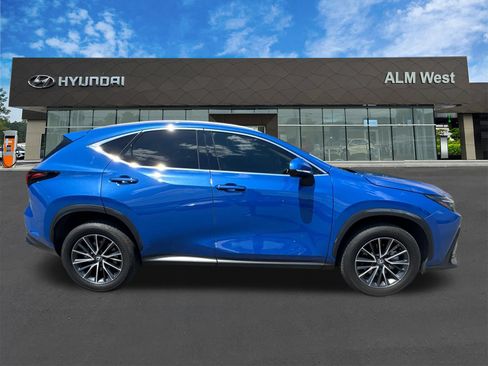 Used 2024 Lexus NX 250 FWD w/ Cold Area Package image 4